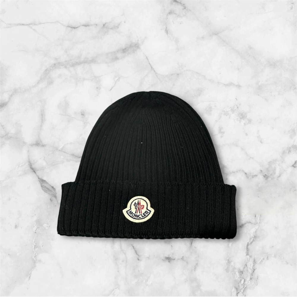 Moncler Black Ribbed Beanie